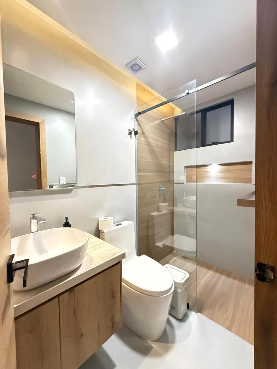 Impresionante Suite Doble A Estrenar En Cuenca Luaran gambar